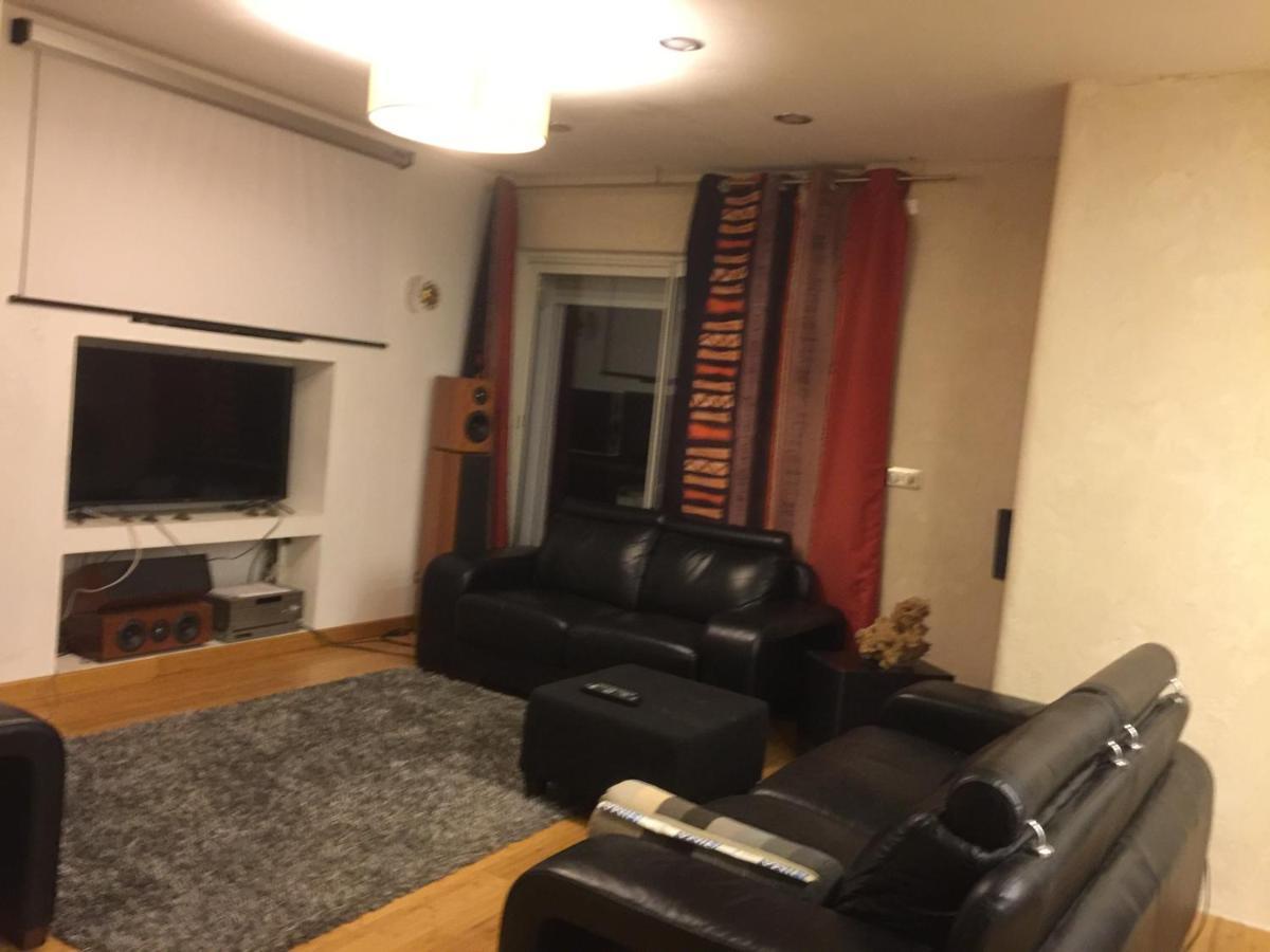 La Decouverte, Jacuzzi, Sauna, Et Terrasse Avec Vue Sur Lac A La Campagne Entre Toulouse Et Auch Catonvielle Exteriör bild