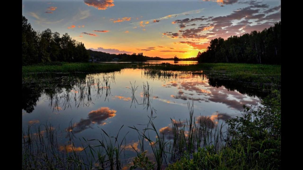 La Decouverte, Jacuzzi, Sauna, Et Terrasse Avec Vue Sur Lac A La Campagne Entre Toulouse Et Auch Catonvielle Exteriör bild